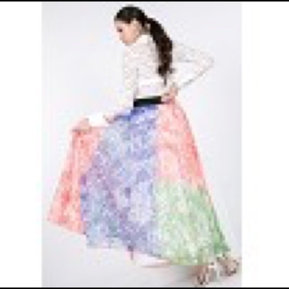 COLORFUL COLORBLOCK PLEATED MAXI SKIRT - Picture 4 of 5